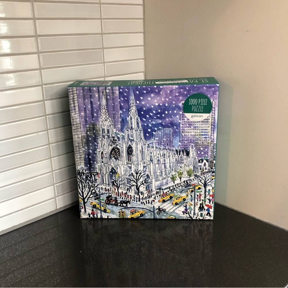 Galison NIB St. Patrick’s Cathedral 1000 piece puzzle